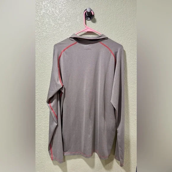 Columbia Wisconsin Badgers Pullover - Picture 4 of 4